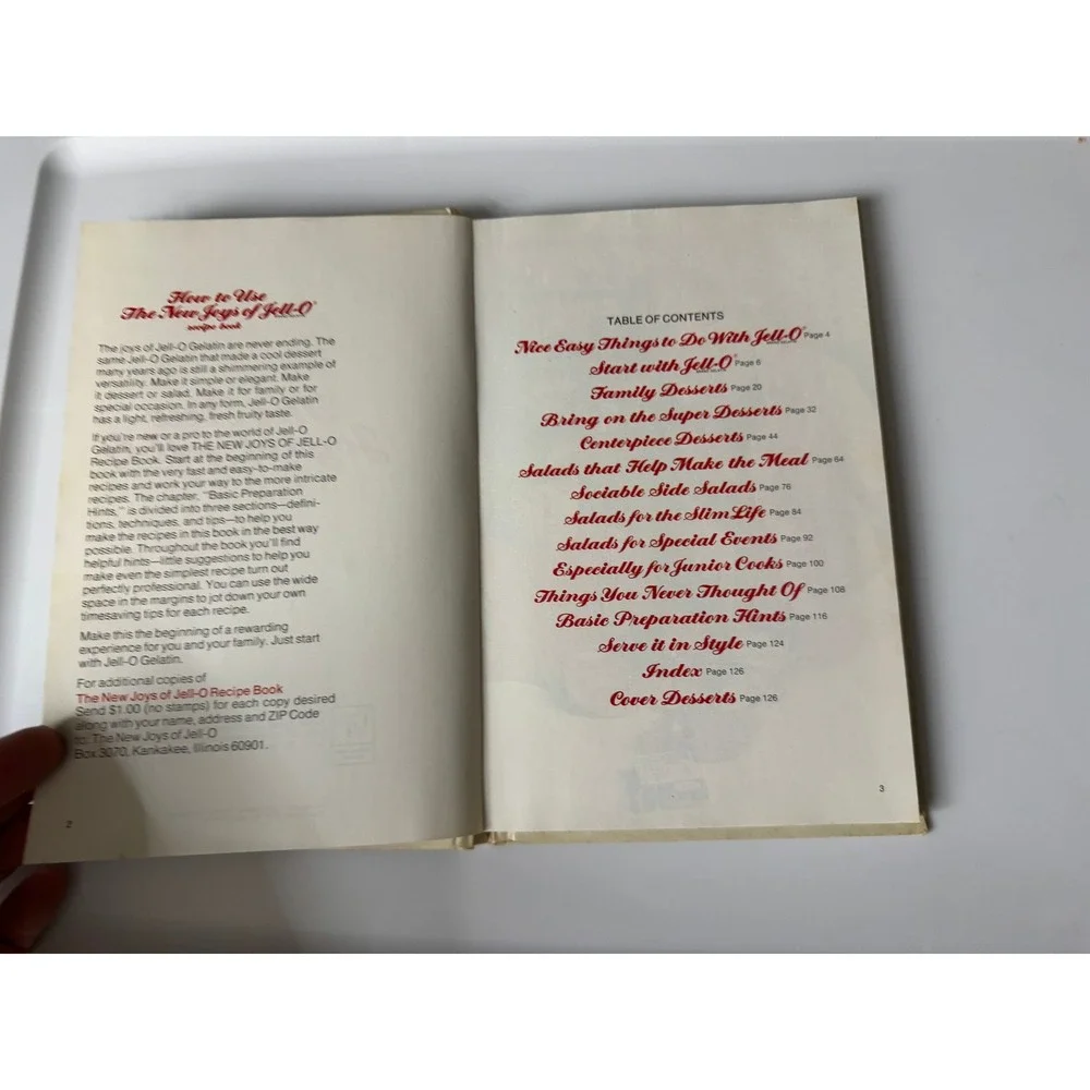 The New‎ Joys of Jell-O Recipe Book 1974 Hardcover General Foods Vintage